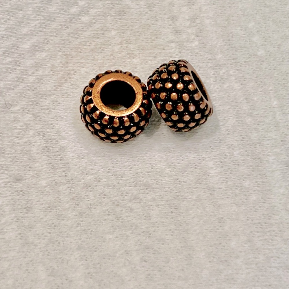 2 Brighton beads